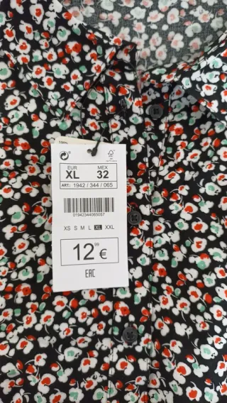 Vestido corto estampado floral