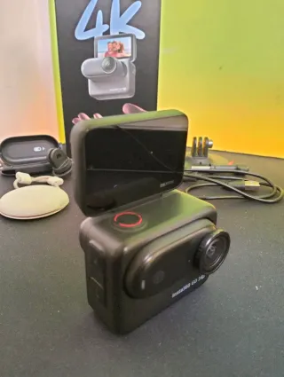 Insta360 Go3s nera 64gb 4k Action Cam