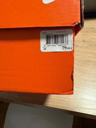 Zapatillas Nike Initiator Blancas y Plateadas