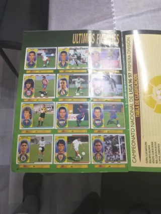 Perfecto y completo Álbum Cromos Liga 96/97