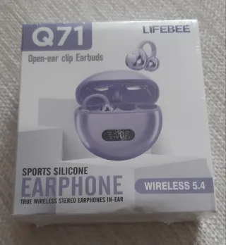 Auriculares Inalámbricos Beige y Dorado.