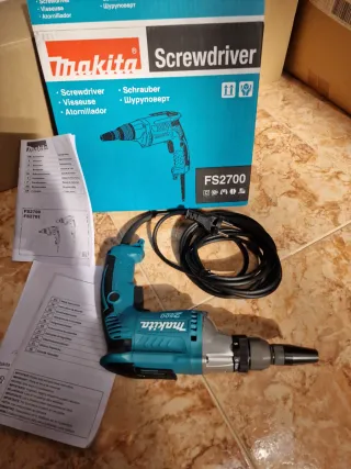 Atornillador Makita FS2700