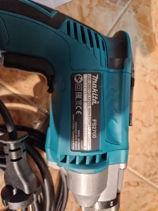 Atornillador Makita FS2700