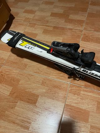 Esquís Blizzard 143cm