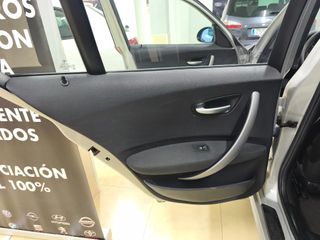 BMW Serie 118i. 160.000km garantia y transferencia
