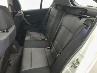BMW Serie 118i. 160.000km garantia y transferencia