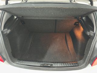 BMW Serie 118i. 160.000km garantia y transferencia