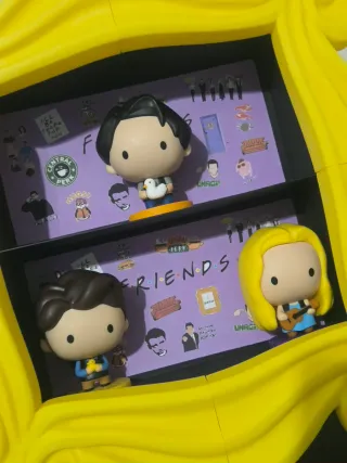 Espositore Personaggi Friends McDonald's