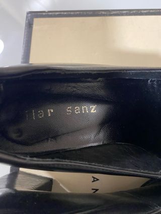 Zapatos negros tacón cuadrado