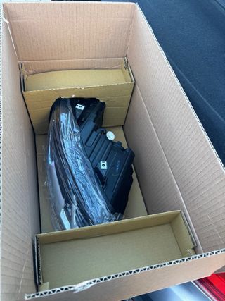 Faros delanteros coche