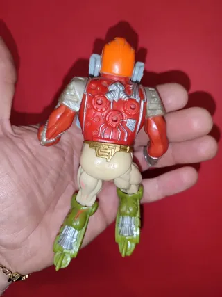 Figura Icarius 1990
