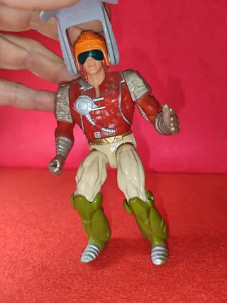 Figura Icarius 1990