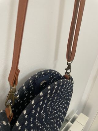 Bolso Redondo Azul Marino