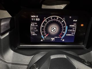 Yamaha T-MAX Tech MAX 2023 Negra