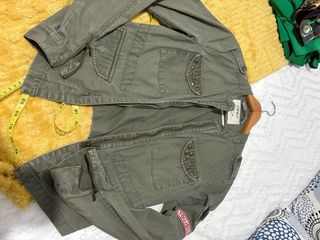 Cazadora ONLY verde militar