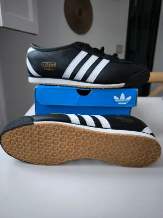 Tenis Adidas Italia Negro Blanco, talla 41 1/2