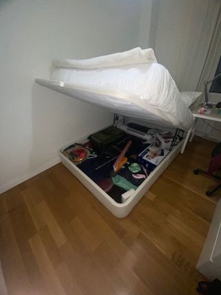 Canapé KVITSOY 135x190cm + Colchón