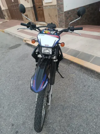 Yamaha DT 125