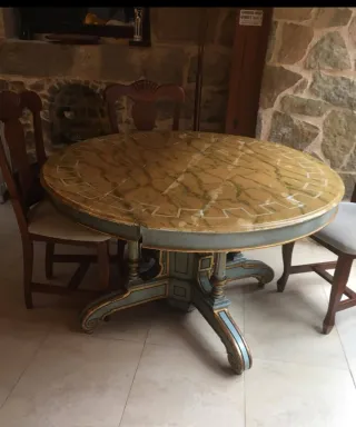 Mesa redonda antigua madera y mármol