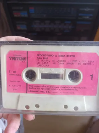 Casete Triton T-38 Recordando a Nino Bravo