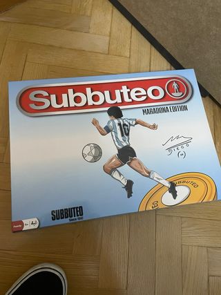 Subbuteo Maradona Edition con campo en madera