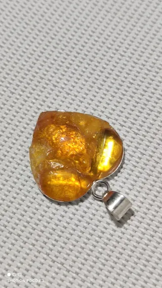 Colgante Corazón Ámbar Báltico Plata 925.