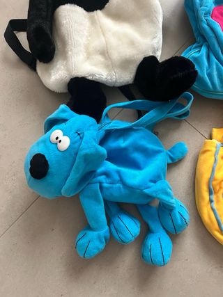 Lote Peluches Muñecos y Mochilas