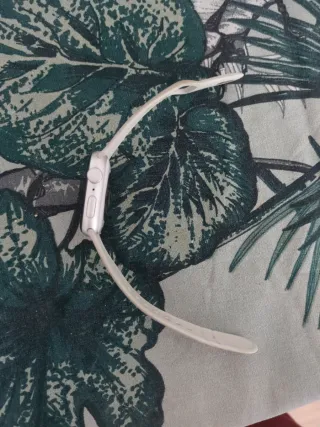 Apple Watch SE Beige