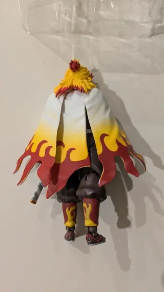 Figura Demon Slayer Kyojuro Rengoku Bandai