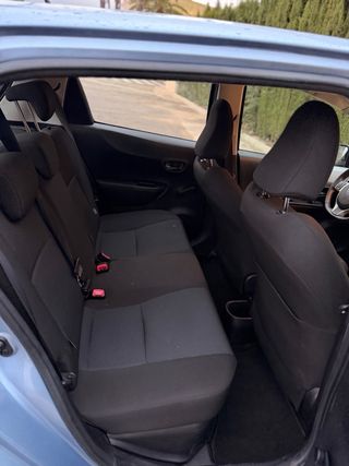 Toyota Yaris 2013 Hybrid Automatico