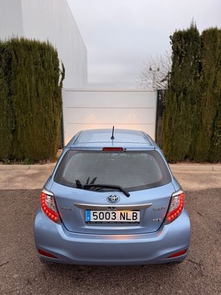 Toyota Yaris 2013 Hybrid Automatico