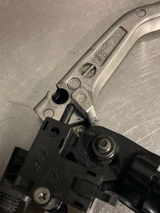 Bomba Embrague FZS1000 03 Carburación