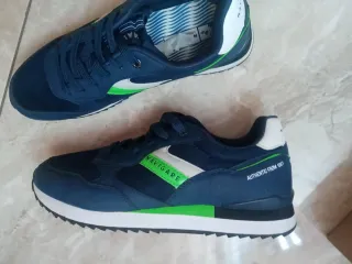 Scarpe Navigare blu e verdi