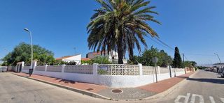 Chalet en venta en Los Balcones - Los Altos del Edén en Torrevieja