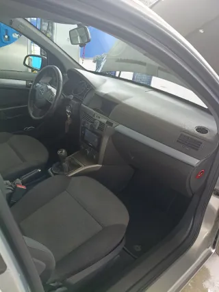 Opel Astra 2006