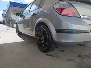 Opel Astra 2006