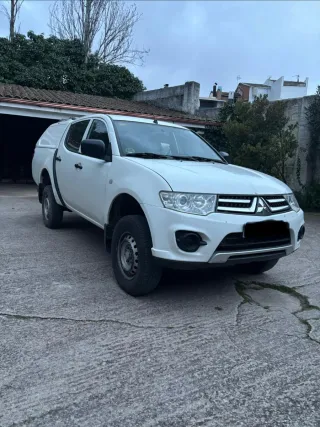 Mitsubishi L 200 2014