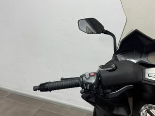 KYMCO Ak 550