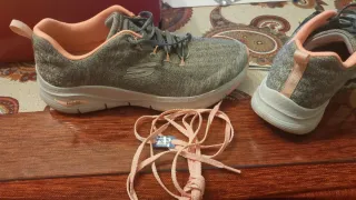 Zapatillas Skechers Arch Fit Talla 41