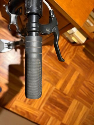 Patinete Oxelo Town 7XL Negro Gris. Rueda grande