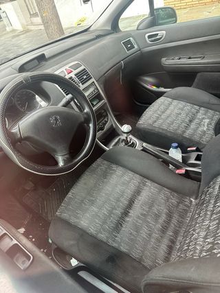 Peugeot 307 2001