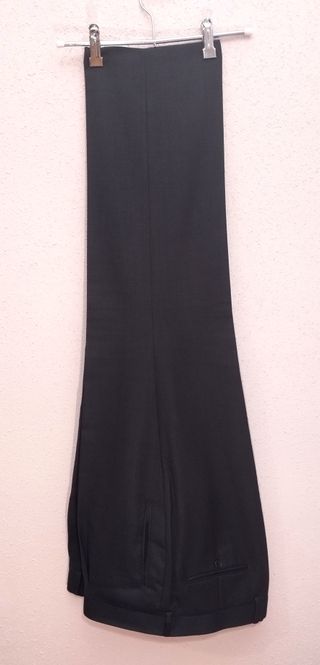 Traje Dustin azul y negro