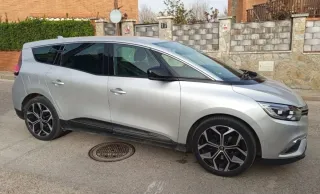 Renault Grand Scenic 2023
