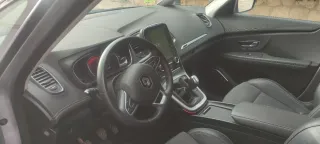 Renault Grand Scenic 2023