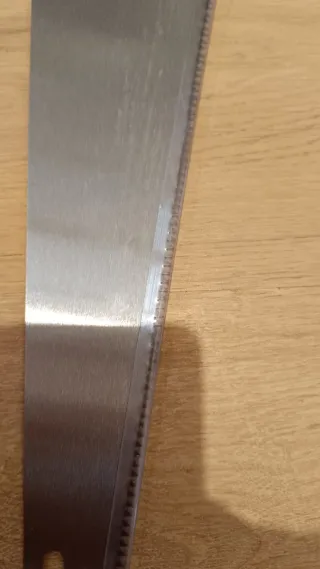 Caja Ingletes + 2 Serruchos