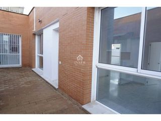 Ático en alquiler en Zona Avda. Juan de Diego - Parque Municipal  en Bormujos