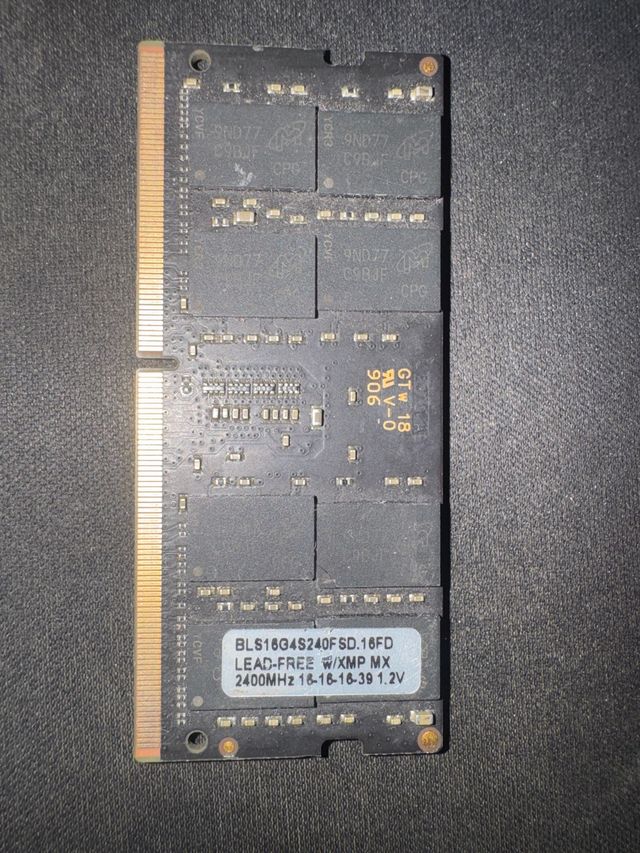 Crucial 16GB DDR4 2400MHz
