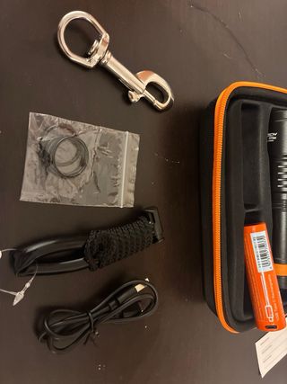 Linterna de buceo con batería recargable