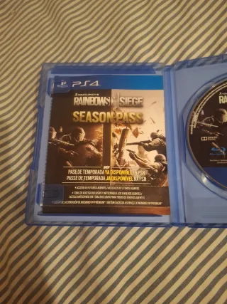 Rainbow Six Siege PS4 (PlayStation 4) - Ubisoft