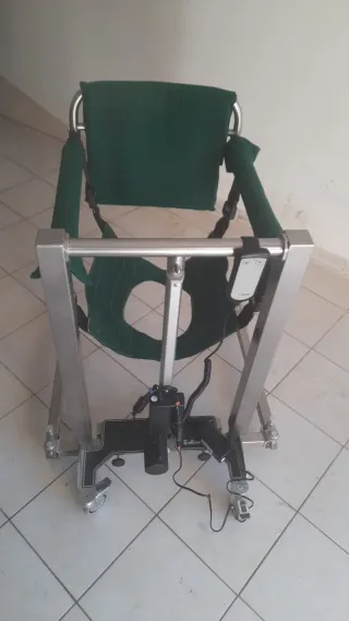 Sollevatore Elettrico Anziani Disabili
